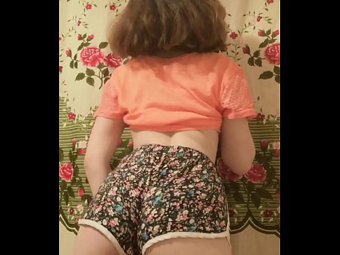 ❤️ Sexi mladá kočka si vyzlieka šortky pred kamerou Porno vk na sk.teenactivewear.ru ☑