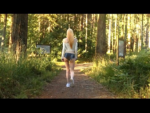 ❤️ Krásna žena sa pohybuje pomaly, nie nahé video Porno vk na sk.teenactivewear.ru ☑